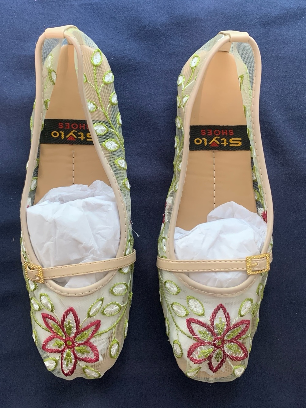 Steylo Beige Embroidered Floral Ballet Flats - Women's